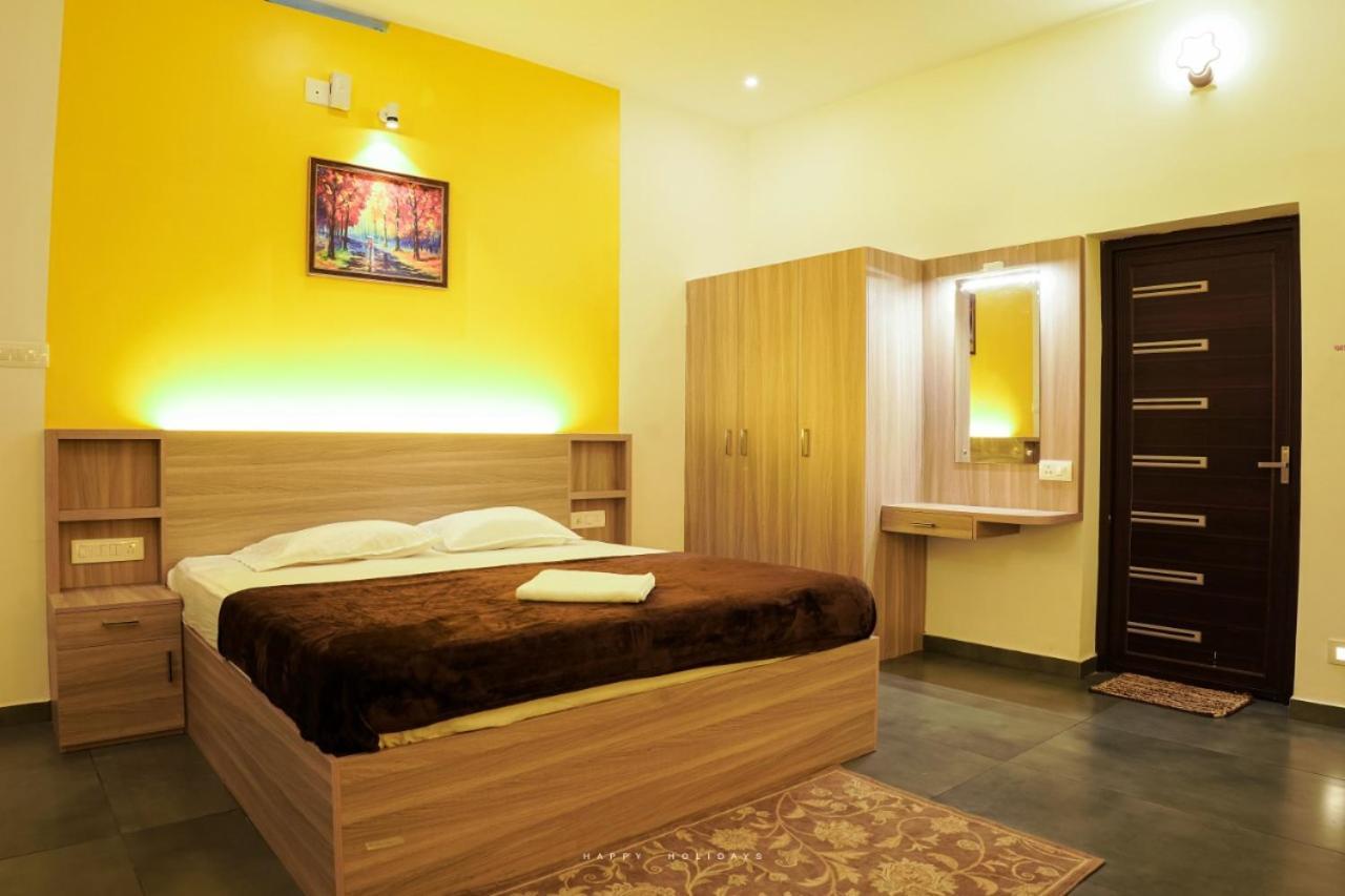Happy Holidays Resort Kanthalloor Экстерьер фото